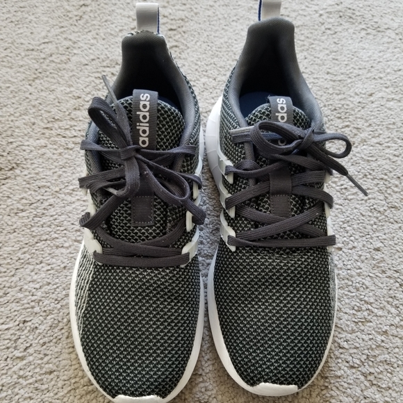 Adidas - Picture 2 of 5